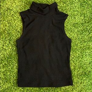 Forever 21 cropped sleeveless turtleneck sweater